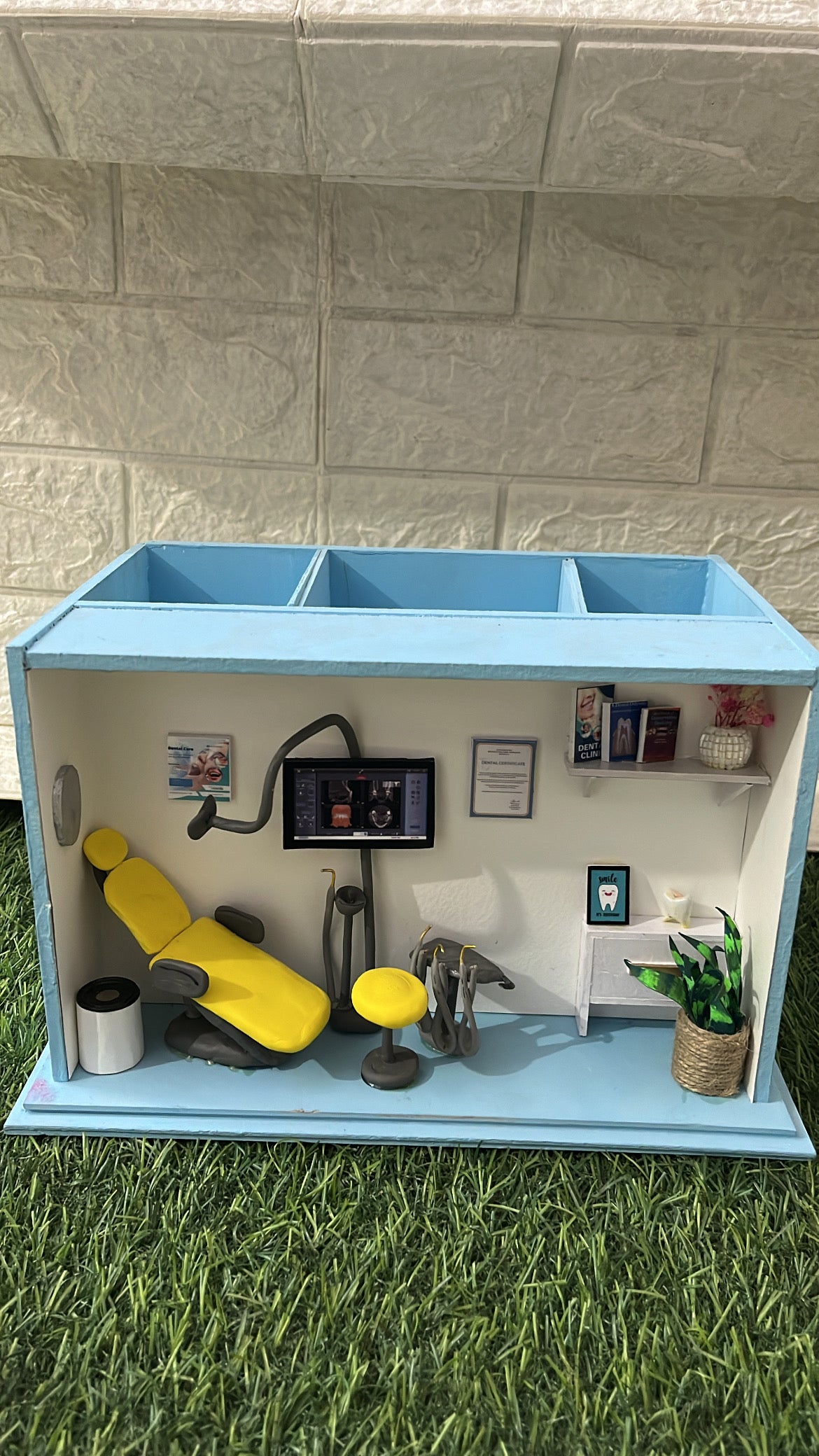 Miniature Doctor Room