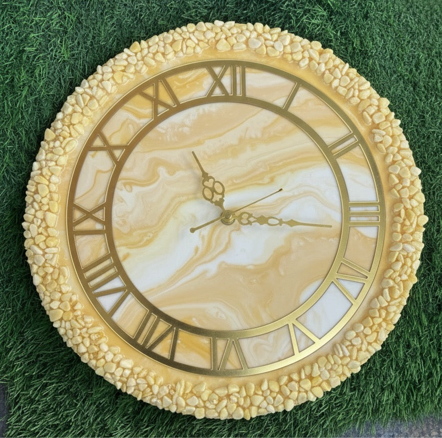 Resin marble clock