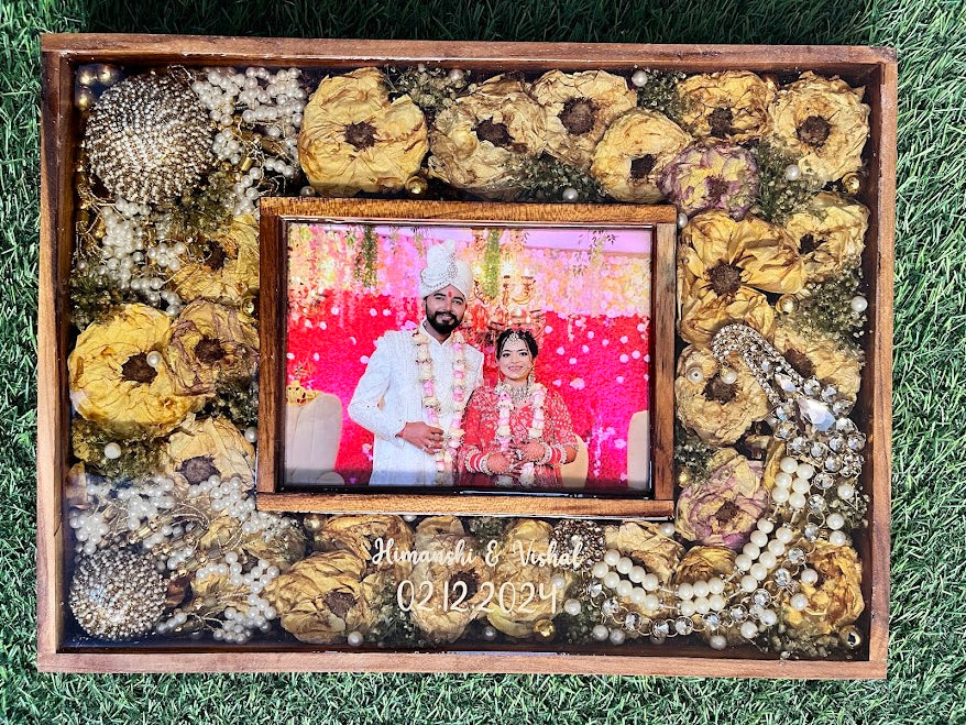 Dual Teakwood frame