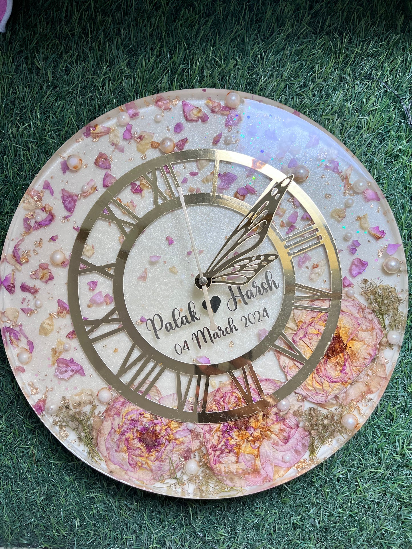 Varmala clock