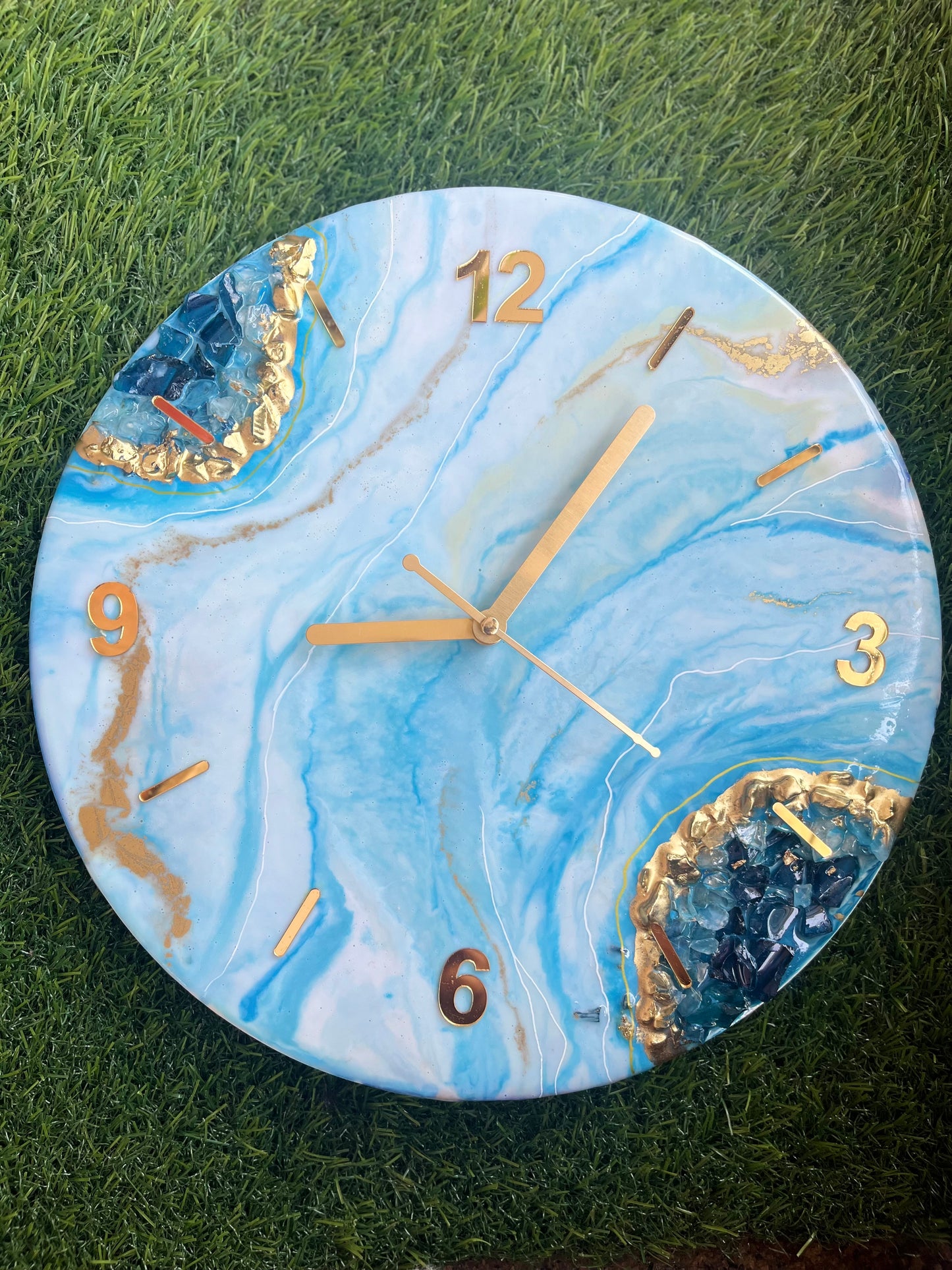 Resin Geode clock